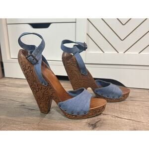 Stella McCartney $1095 Wooden Carved Sz 40 Platform Wedge Sandals Heels Italy